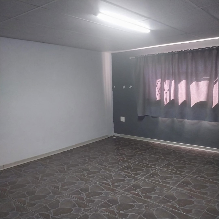 7 Bedroom Property for Sale in Carters Glen Northern Cape